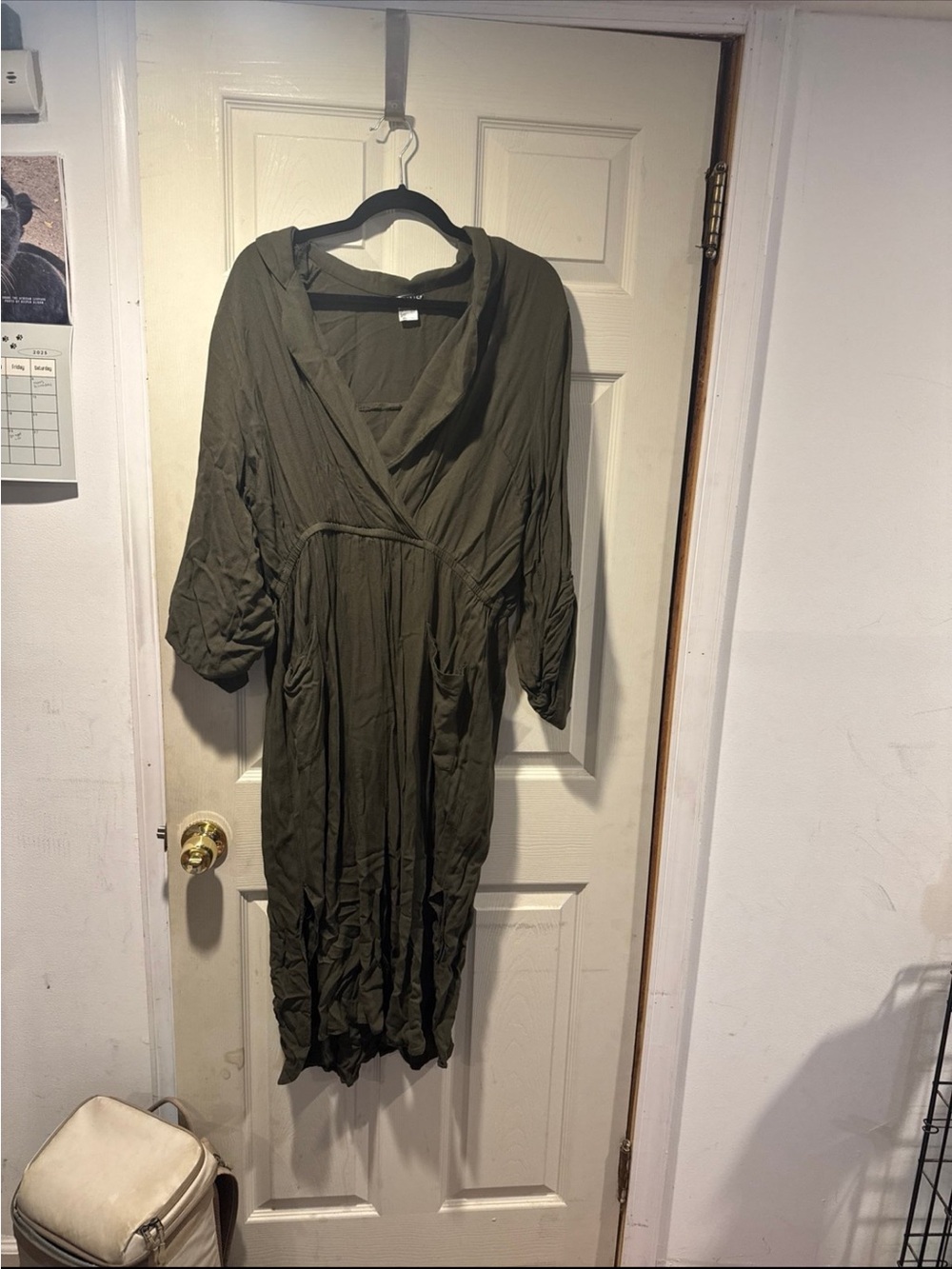 VENUS Olive Green Midi Dress